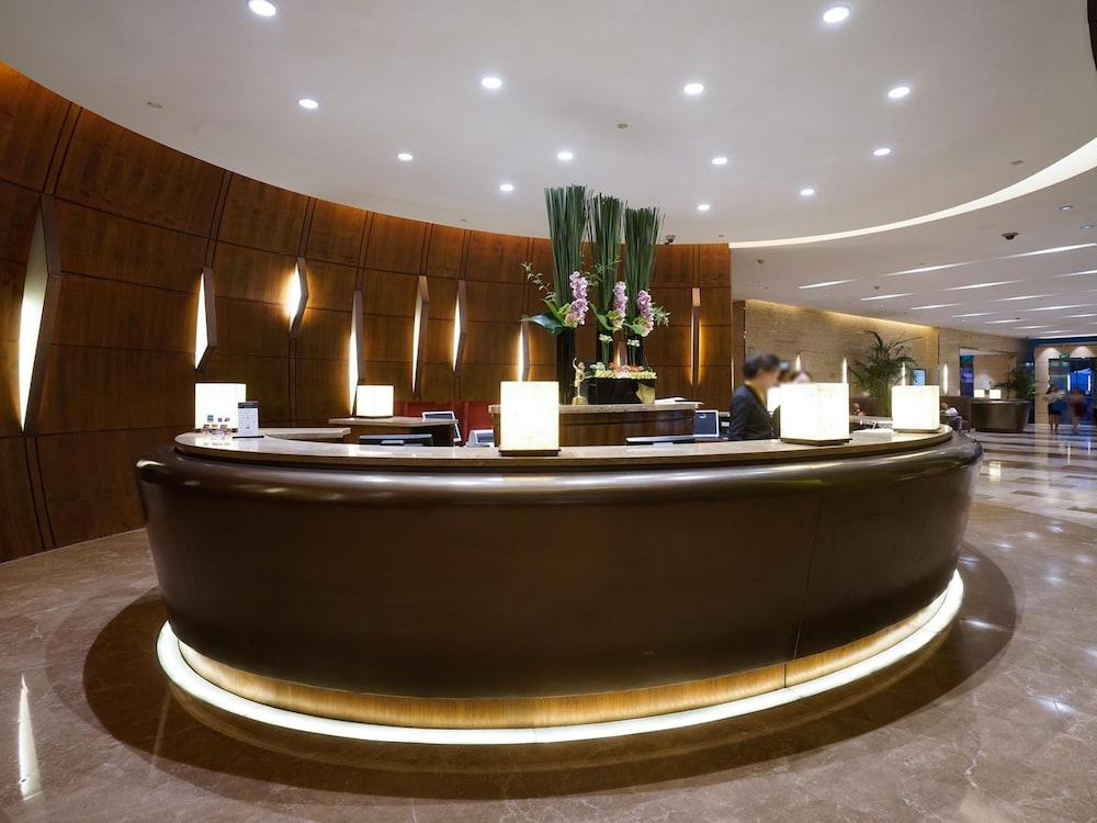 The Longemont Shanghai